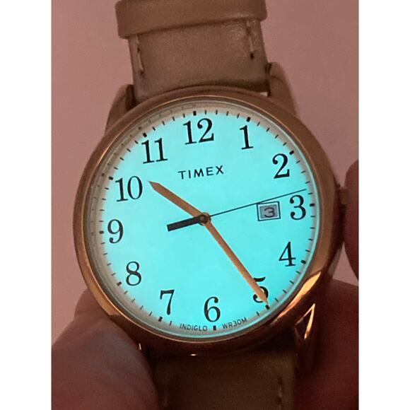 Timex Men's Indiglo Watch 38mm WR 30m Date Time - Adjustable Band - New Battery - Picture 3 of 11